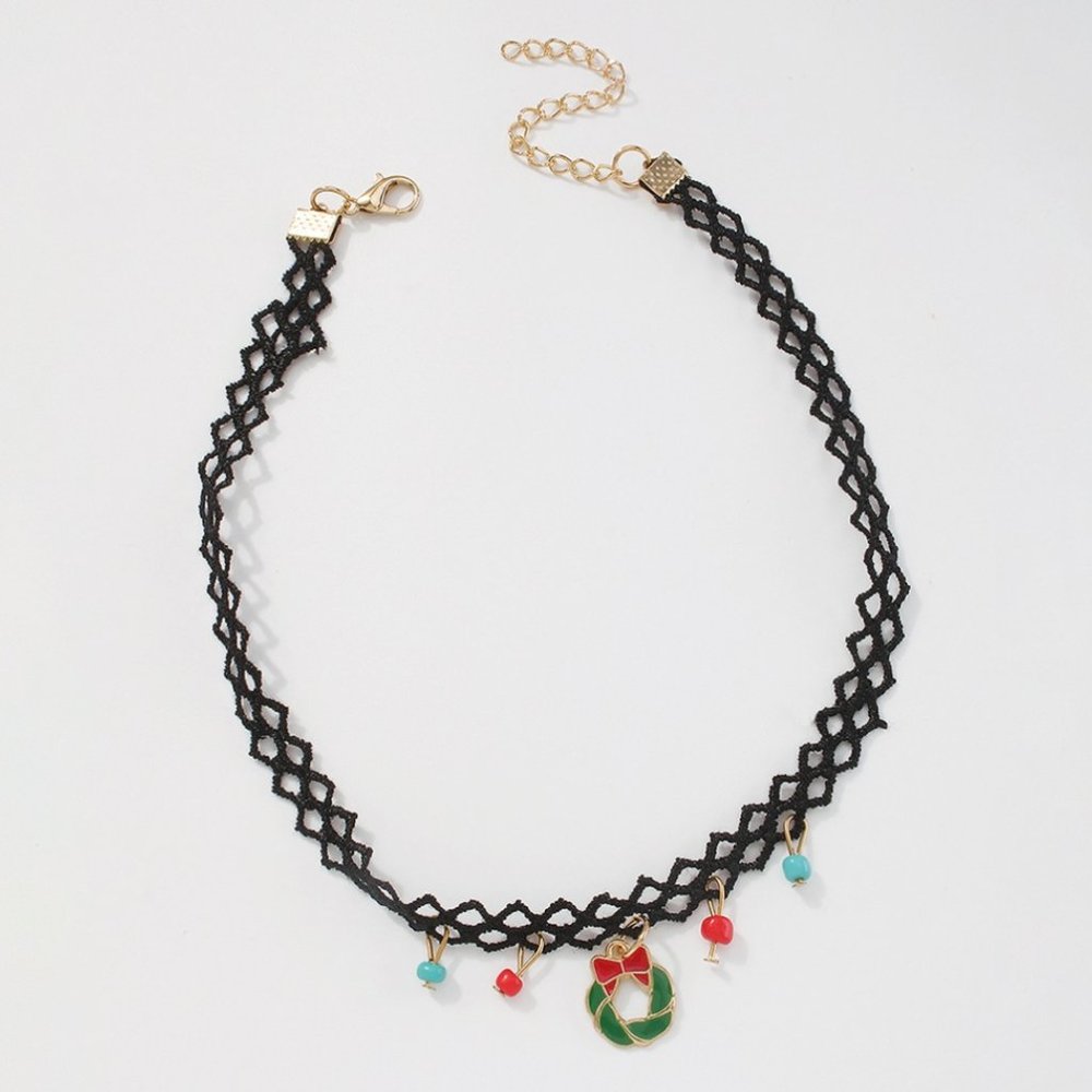 Christmas Wreth Black Lace Choker